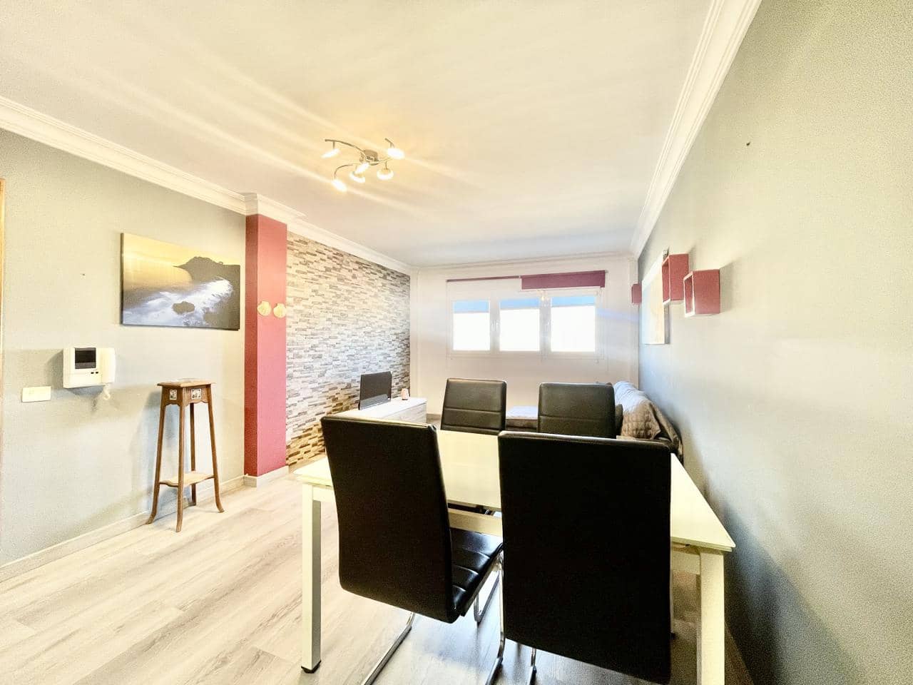Piso de 2 habitaciones en Arinaga en alquiler - 980 € (Ref: 8594507)