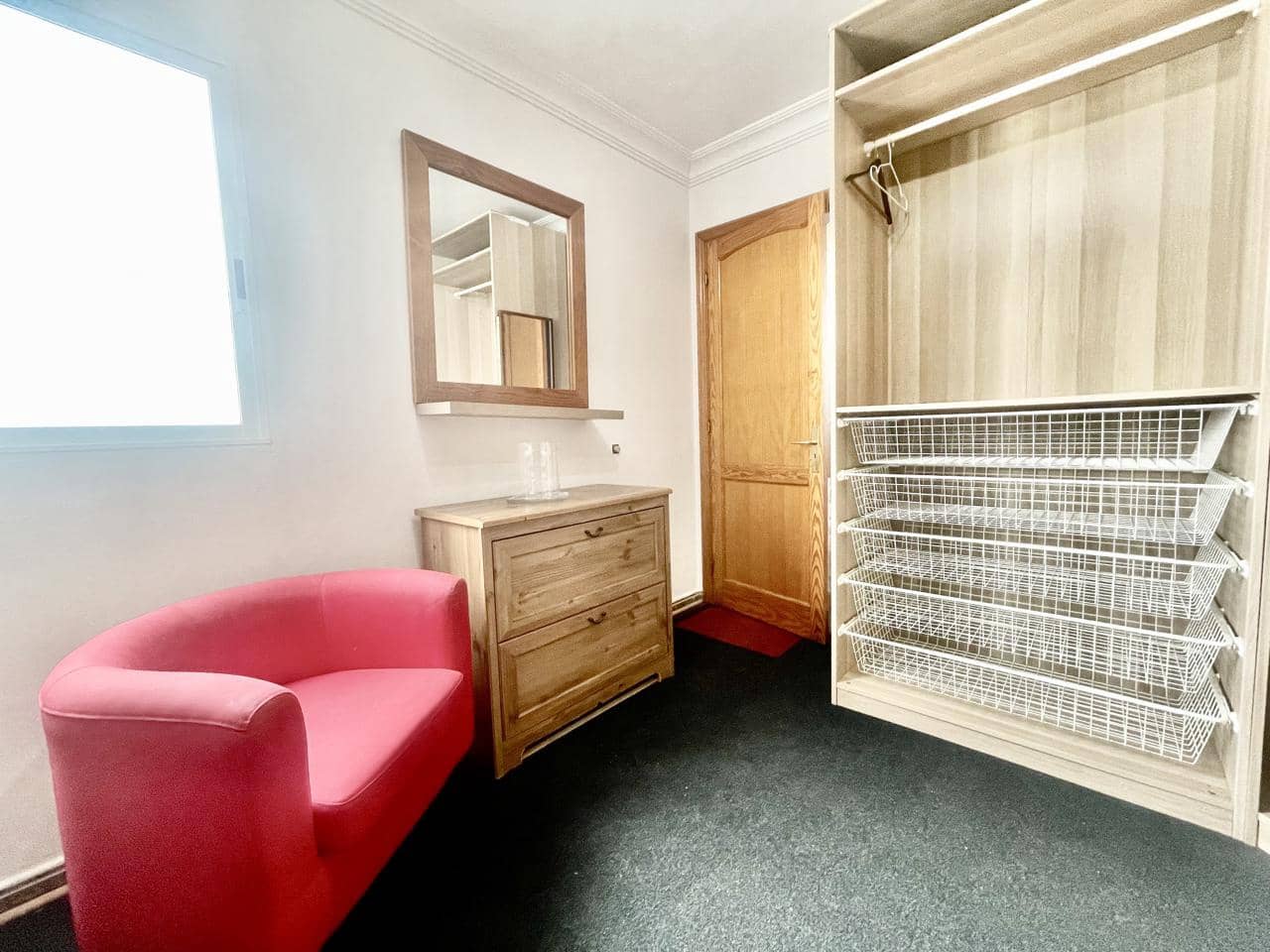 Piso de 2 habitaciones en Arinaga en alquiler - 980 € (Ref: 8594507)
