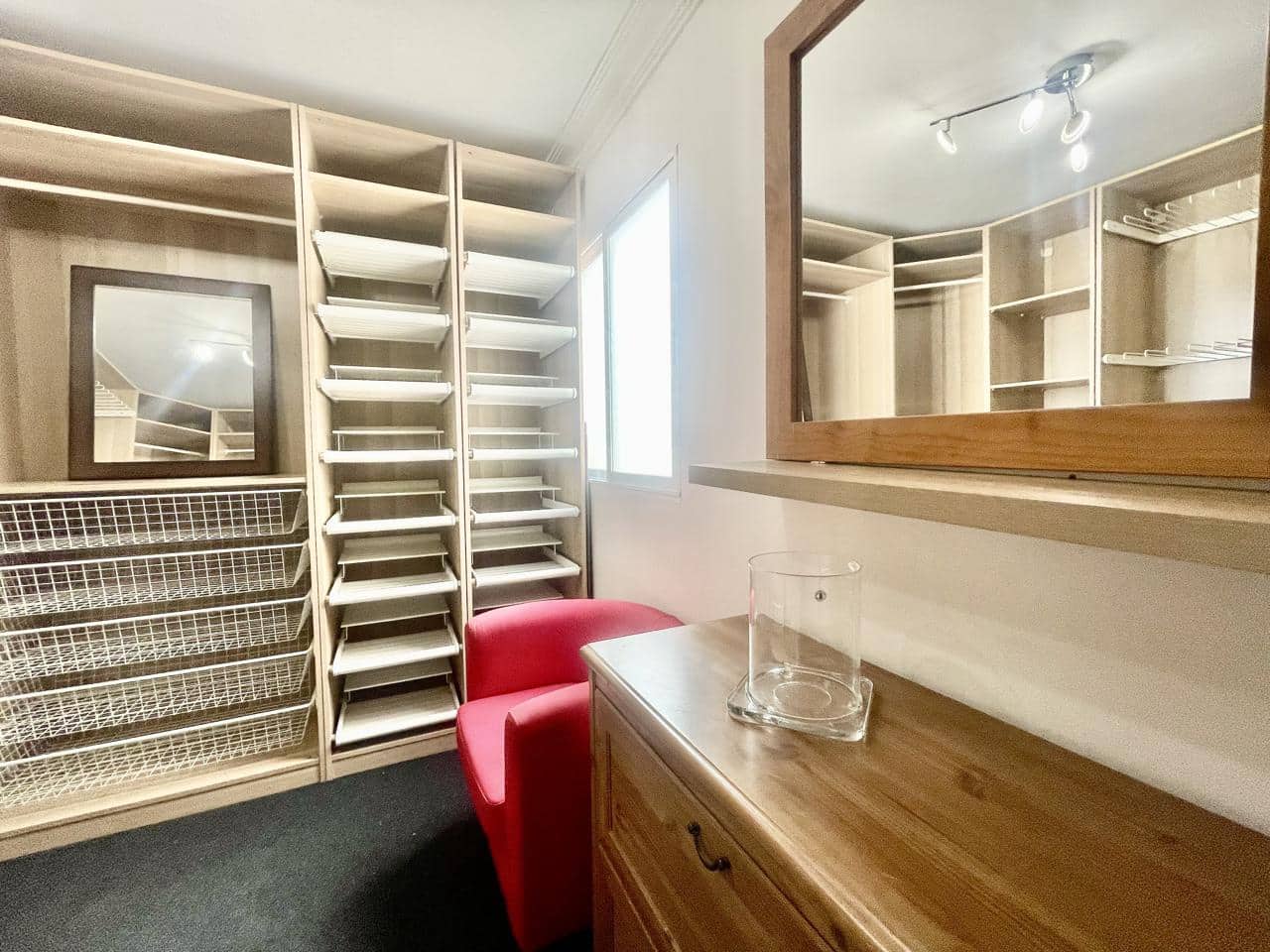 Piso de 2 habitaciones en Arinaga en alquiler - 980 € (Ref: 8594507)