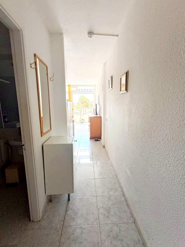 1 bedroom Flat for rent in Playa del Ingles with pool - € 1,150 (Ref: 8594761)