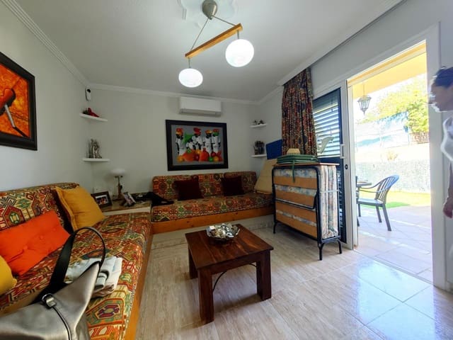 1 Zimmer Villa zu vermieten in Sonneland, San Bartolomé de Tirajana mit Pool - 1.250 € (Ref: 8599099)