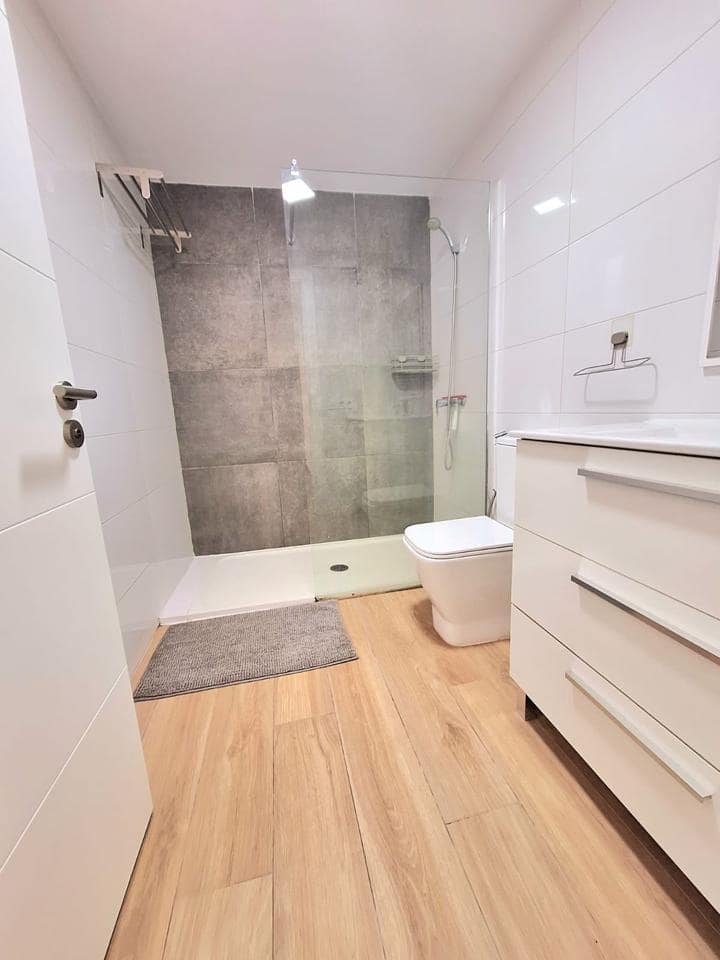 2 quarto Apartamento para arrendar em Arinaga - 1 050 € (Ref: 8655804)