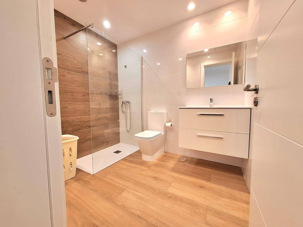2 quarto Apartamento para arrendar em Arinaga - 1 050 € (Ref: 8655804)