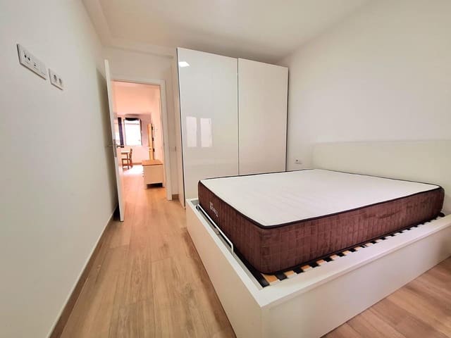 2 quarto Apartamento para arrendar em Arinaga, Agüimes - 1 050 € (Ref: 8655804)