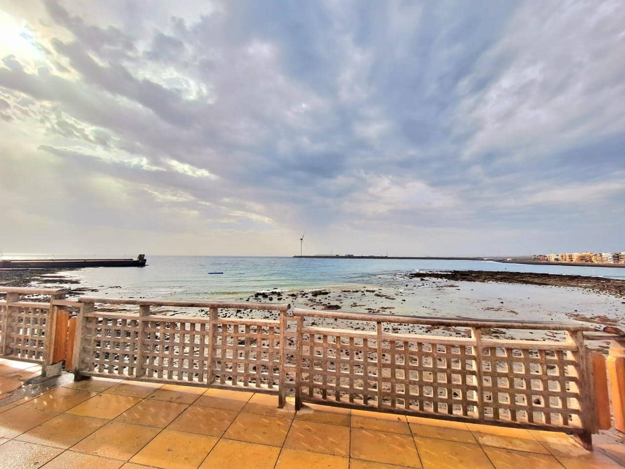 2 quarto Apartamento para arrendar em Arinaga - 1 050 € (Ref: 8655804)