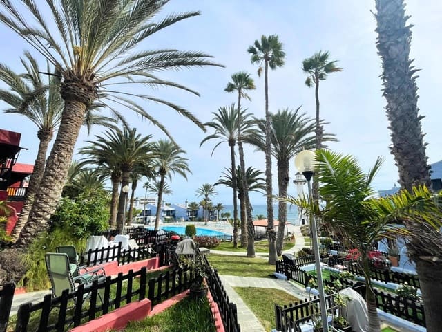 1 soverom Leilighet til salgs i San Bartolomé de Tirajana med svømmebasseng - € 350 000 (Ref: 8697071)