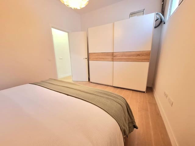 2 quarto Apartamento para arrendar em Isleta, Las Palmas de Gran Canaria - 950 € (Ref: 8697223)