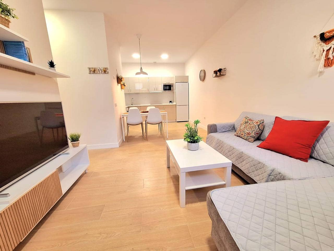 2 quarto Apartamento para arrendar em Las Palmas de Gran Canaria - 950 € (Ref: 8697223)