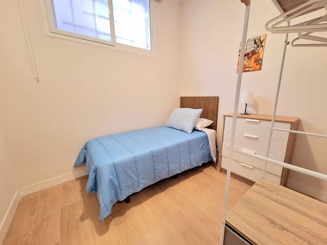 2 quarto Apartamento para arrendar em Isleta, Las Palmas de Gran Canaria - 950 € (Ref: 8697223)