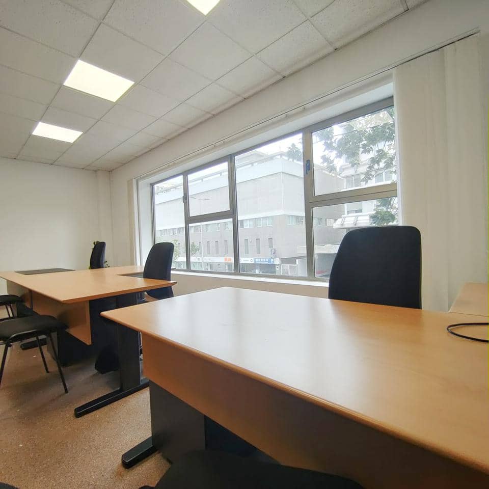 Office for rent in Las Palmas de Gran Canaria - € 650 (Ref: 8697733)