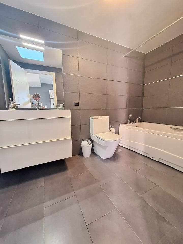 2 bedroom Villa for rent in Arucas with garage - € 1,370 (Ref: 8715152)