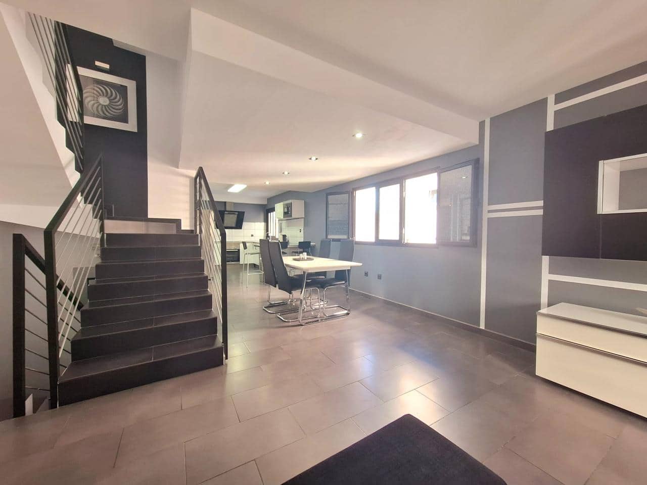 2 bedroom Villa for rent in Arucas with garage - € 1,370 (Ref: 8715152)