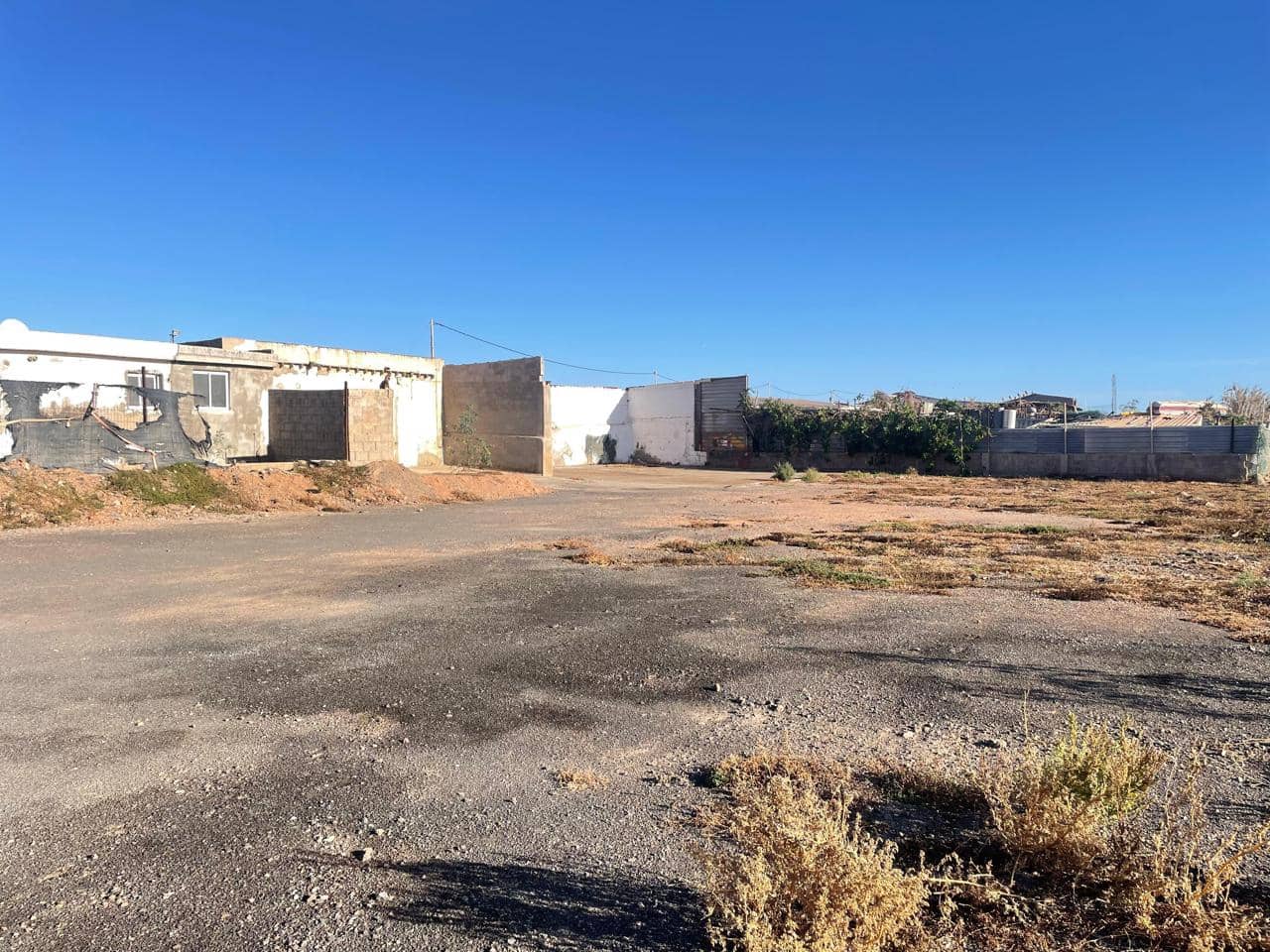 Grunde uden byggetilladelser til leje i Ingenio - € 2.900 (Ref: 8716871)