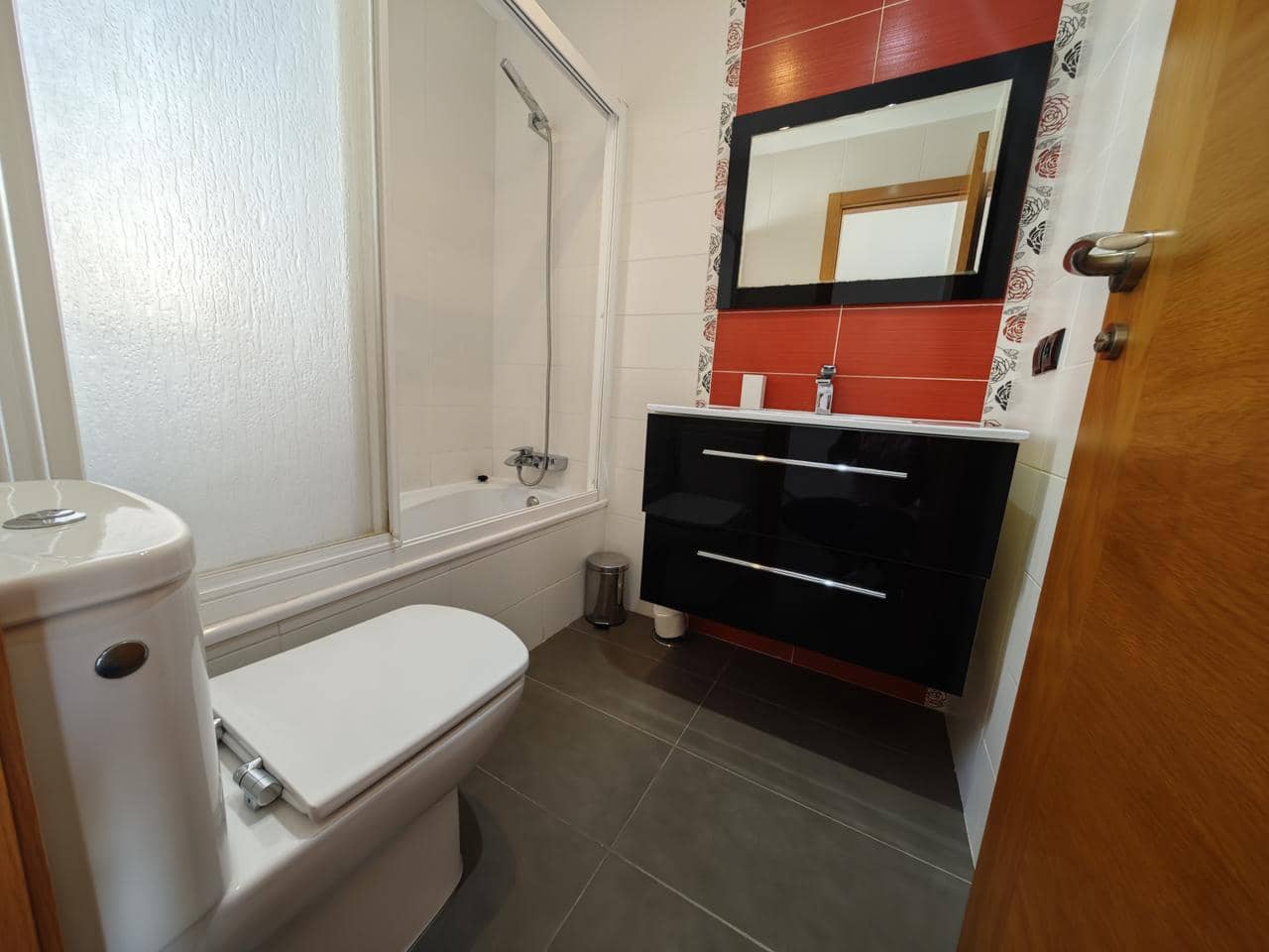 Chalet de 2 habitaciones en Sonneland en alquiler con piscina - 1.250 € (Ref: 8740723)