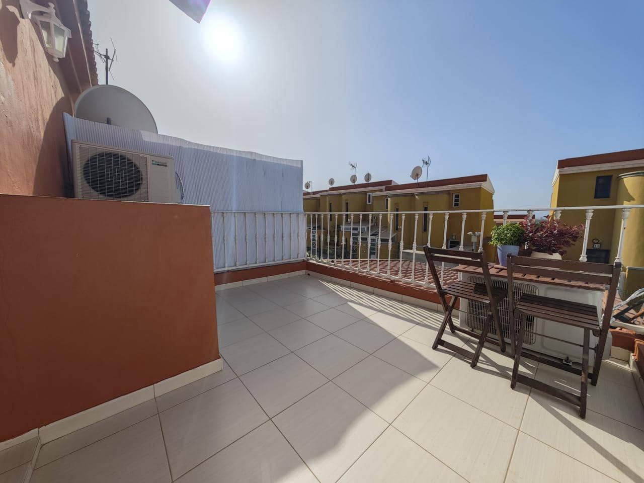 Chalet de 2 habitaciones en Sonneland en alquiler con piscina - 1.250 € (Ref: 8740723)