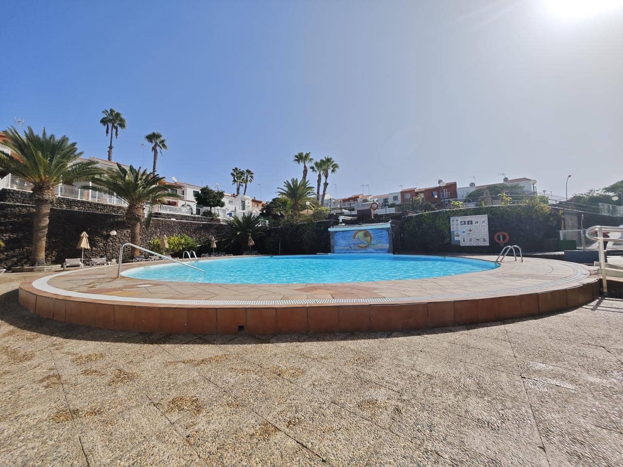 Chalet de 2 habitaciones en Sonneland en alquiler con piscina - 1.250 € (Ref: 8740723)