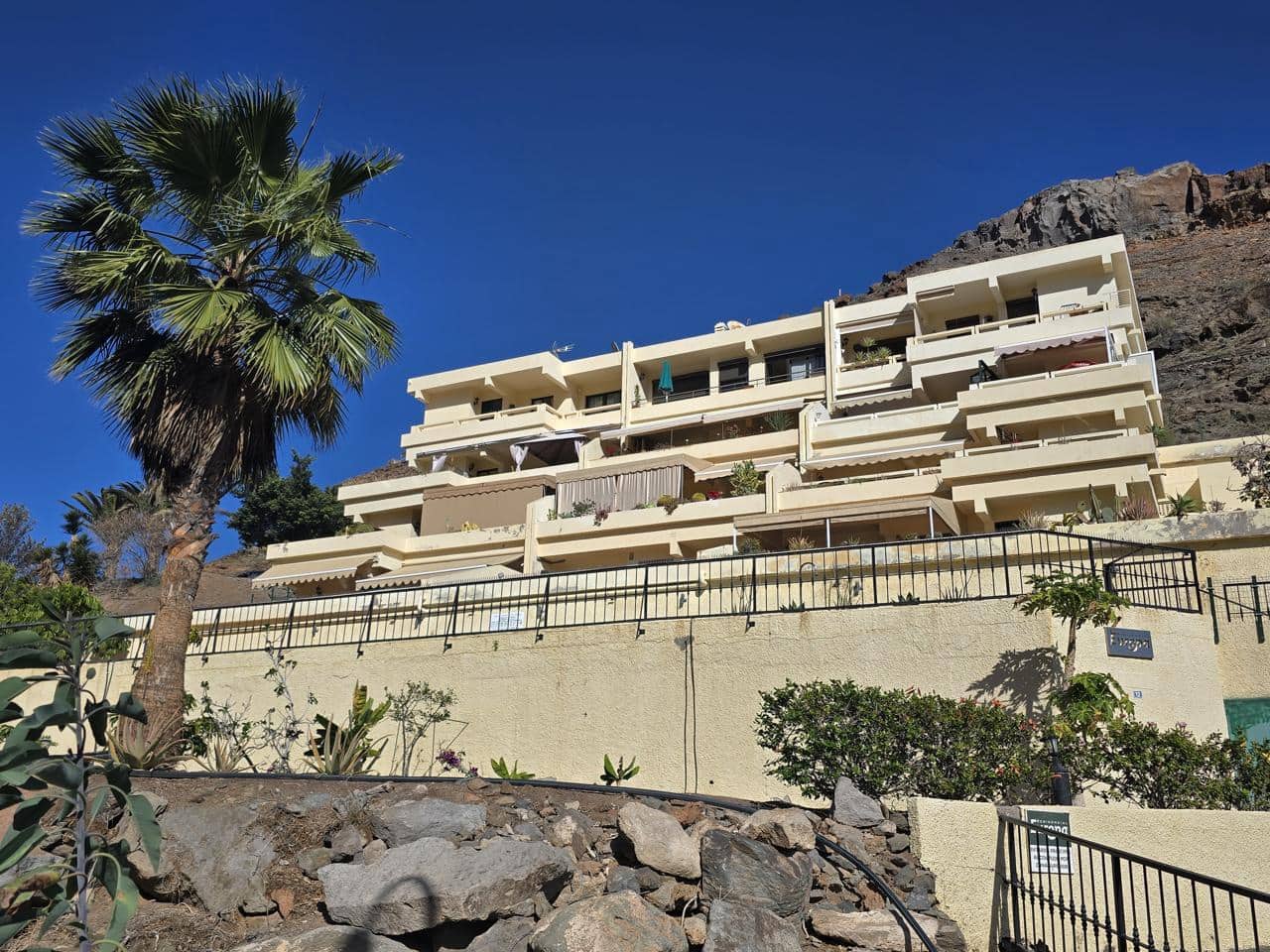 1 soveværelse Lejlighed til leje i Mogan med swimmingpool - € 1.000 (Ref: 8773229)