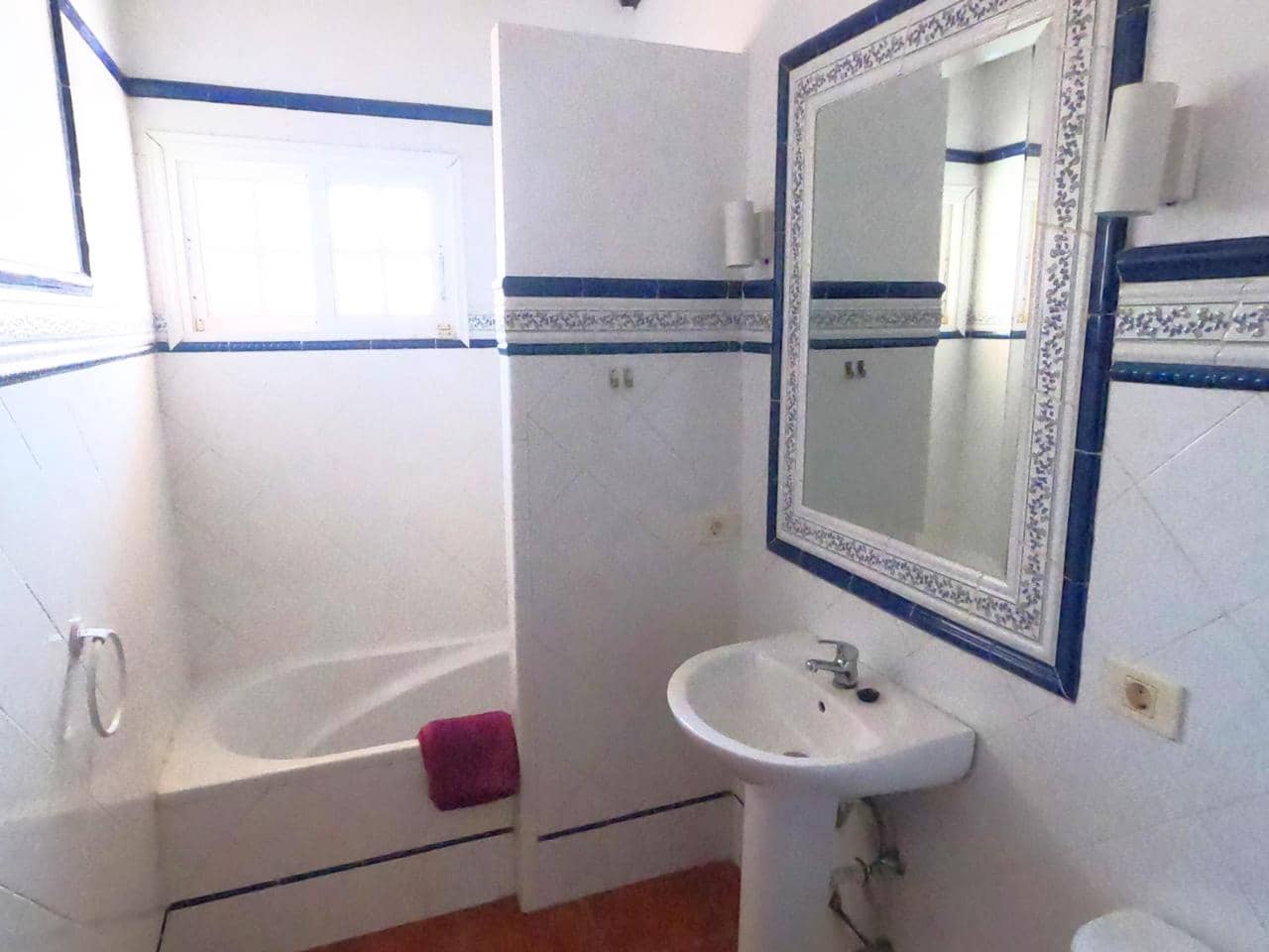 3 soveværelse Villa til leje i Las Palmas de Gran Canaria med swimmingpool garage - € 1.750 (Ref: 8774140)