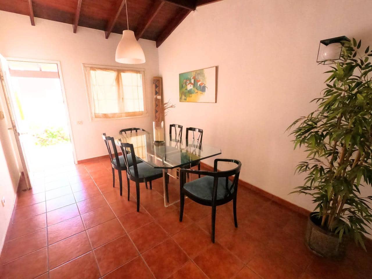 3 soveværelse Villa til leje i Las Palmas de Gran Canaria med swimmingpool garage - € 1.750 (Ref: 8774140)