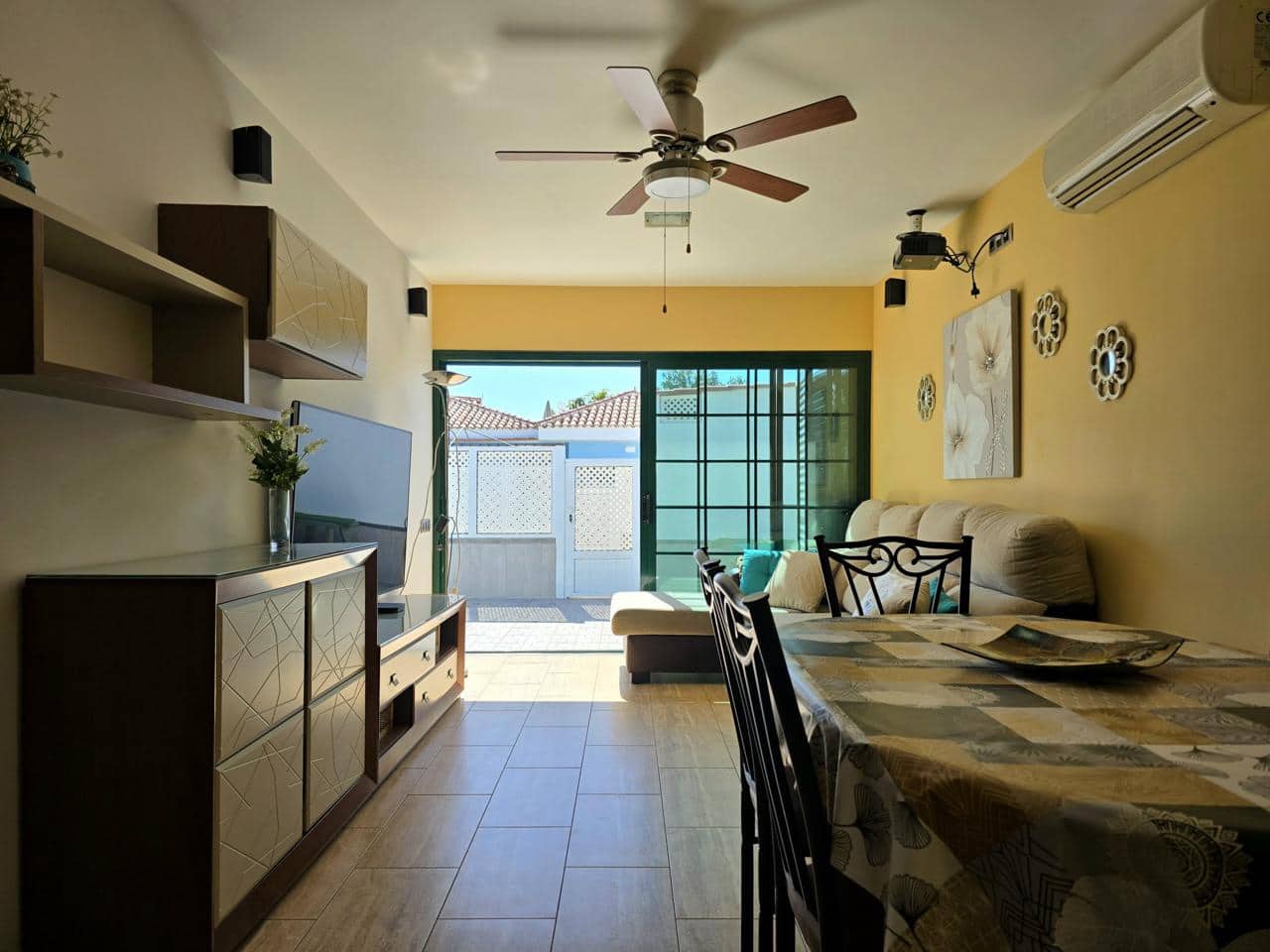 2 soveværelse Villa til salg i Maspalomas med swimmingpool - € 665.000 (Ref: 8810951)