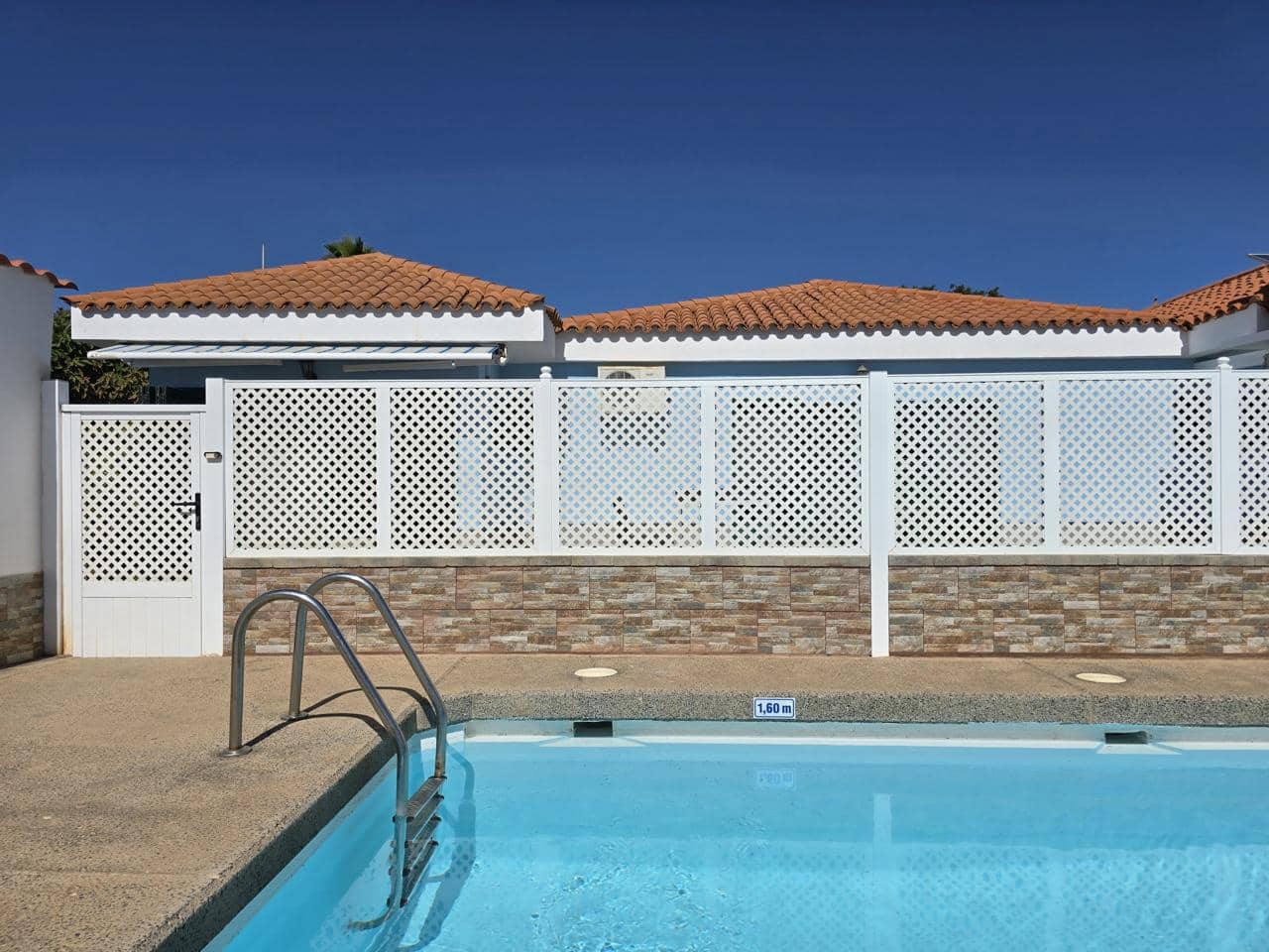 2 soveværelse Villa til salg i Maspalomas med swimmingpool - € 665.000 (Ref: 8810951)
