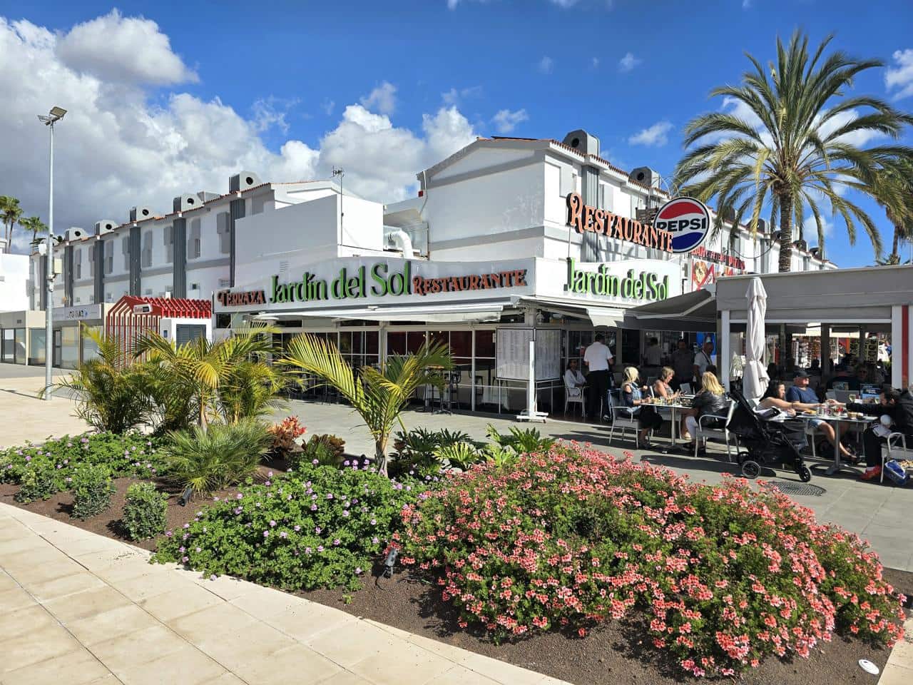 3 Zimmer Firma/Unternehmen zu vermieten in Playa del Ingles - 1.750 € (Ref: 8820913)