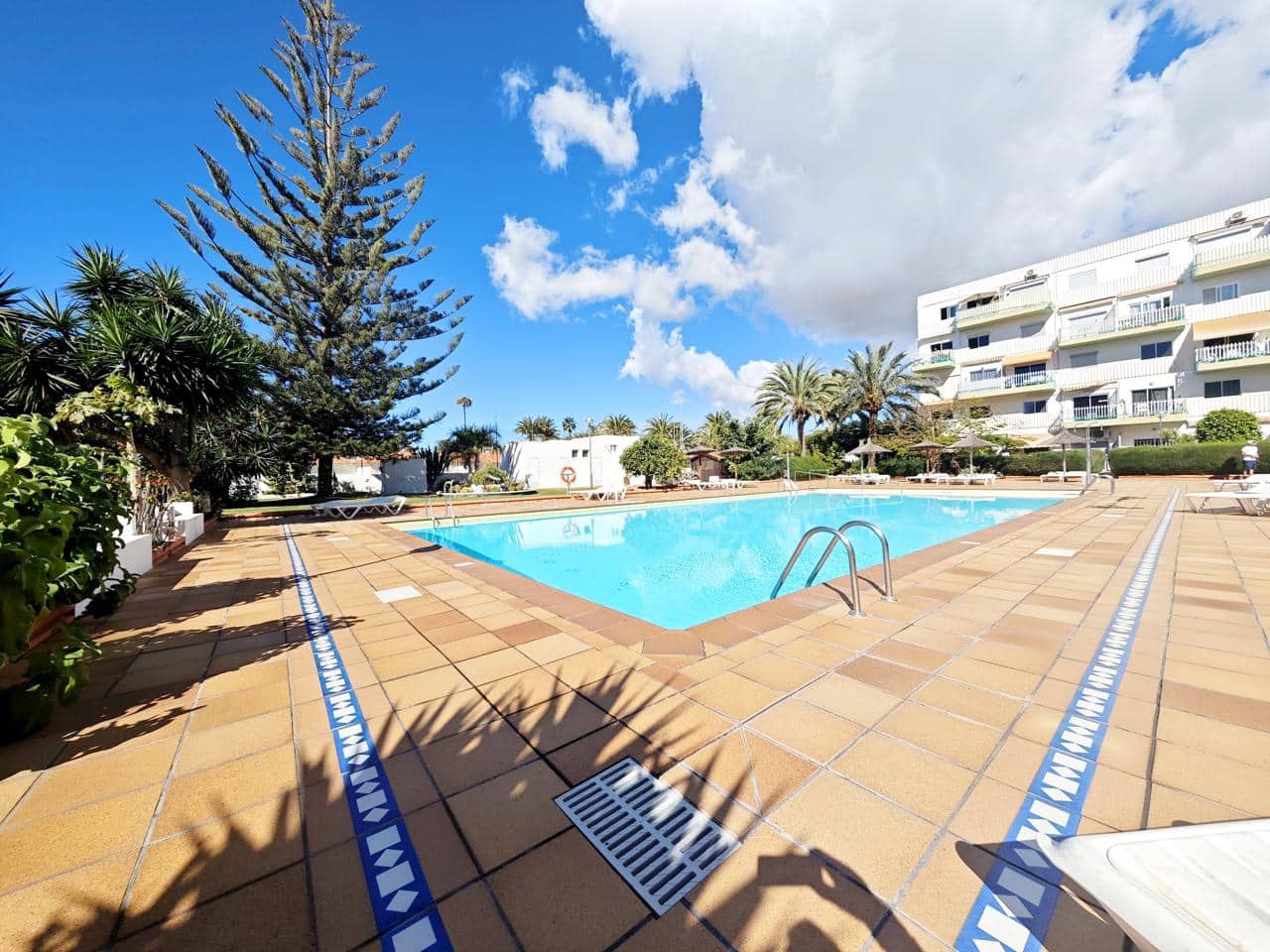 2 bedroom Flat for rent in Playa del Ingles with pool garage - € 1,350 (Ref: 8855831)