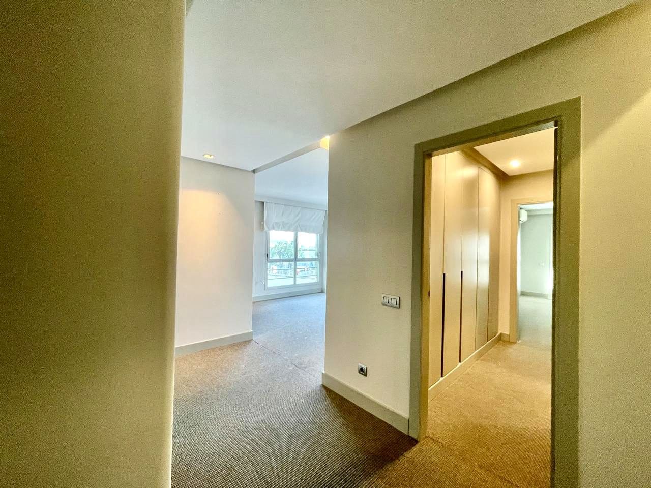 2 soveværelse Lejlighed til leje i Las Palmas de Gran Canaria med garage - € 1.500 (Ref: 8892208)