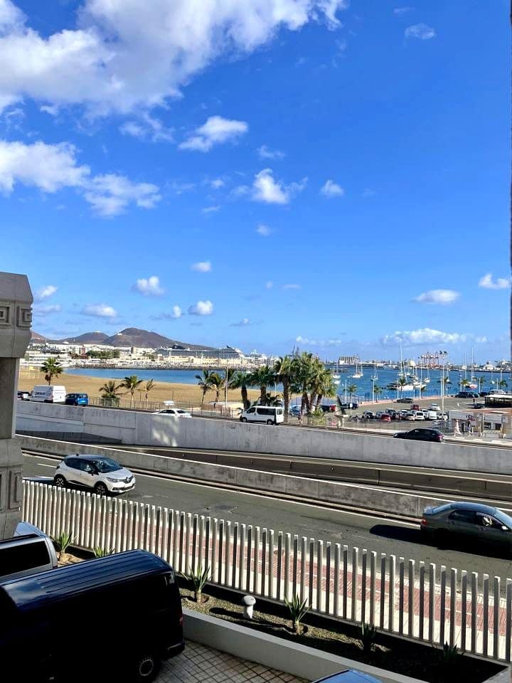 2 soveværelse Lejlighed til leje i Las Palmas de Gran Canaria med garage - € 1.500 (Ref: 8892208)