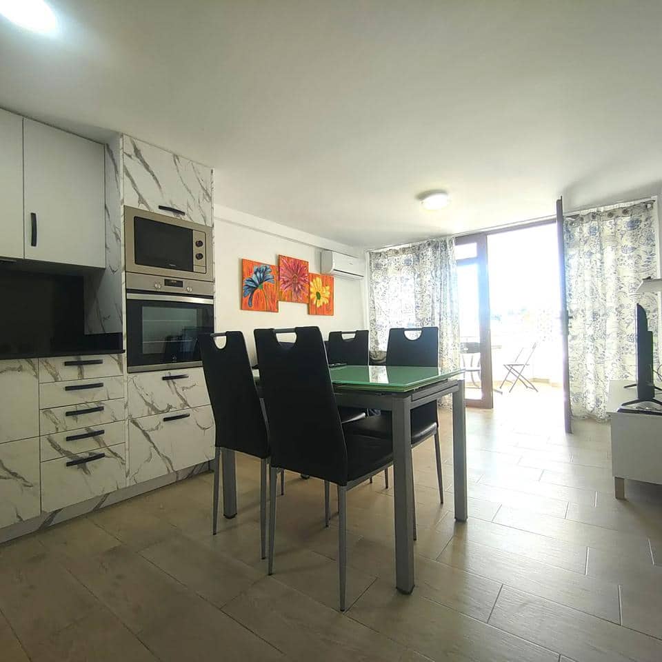 1 makuuhuone Asunto vuokrattavana paikassa San Bartolome de Tirajana mukana uima-altaan 
autotalli - 1 330 € (Ref: 8958247)