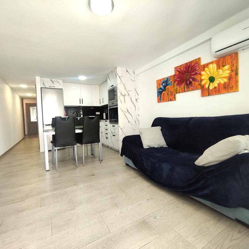 1 makuuhuone Asunto vuokrattavana paikassa San Bartolome de Tirajana mukana uima-altaan 
autotalli - 1 330 € (Ref: 8958247)