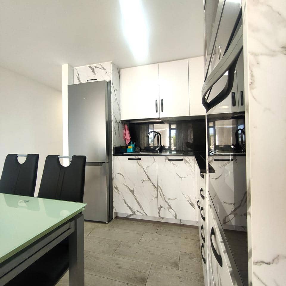 1 makuuhuone Asunto vuokrattavana paikassa San Bartolome de Tirajana mukana uima-altaan 
autotalli - 1 330 € (Ref: 8958247)