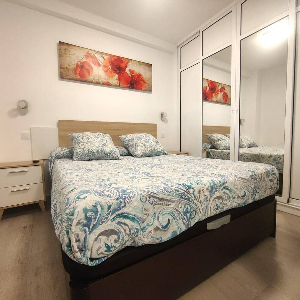 1 makuuhuone Asunto vuokrattavana paikassa San Bartolome de Tirajana mukana uima-altaan 
autotalli - 1 330 € (Ref: 8958247)