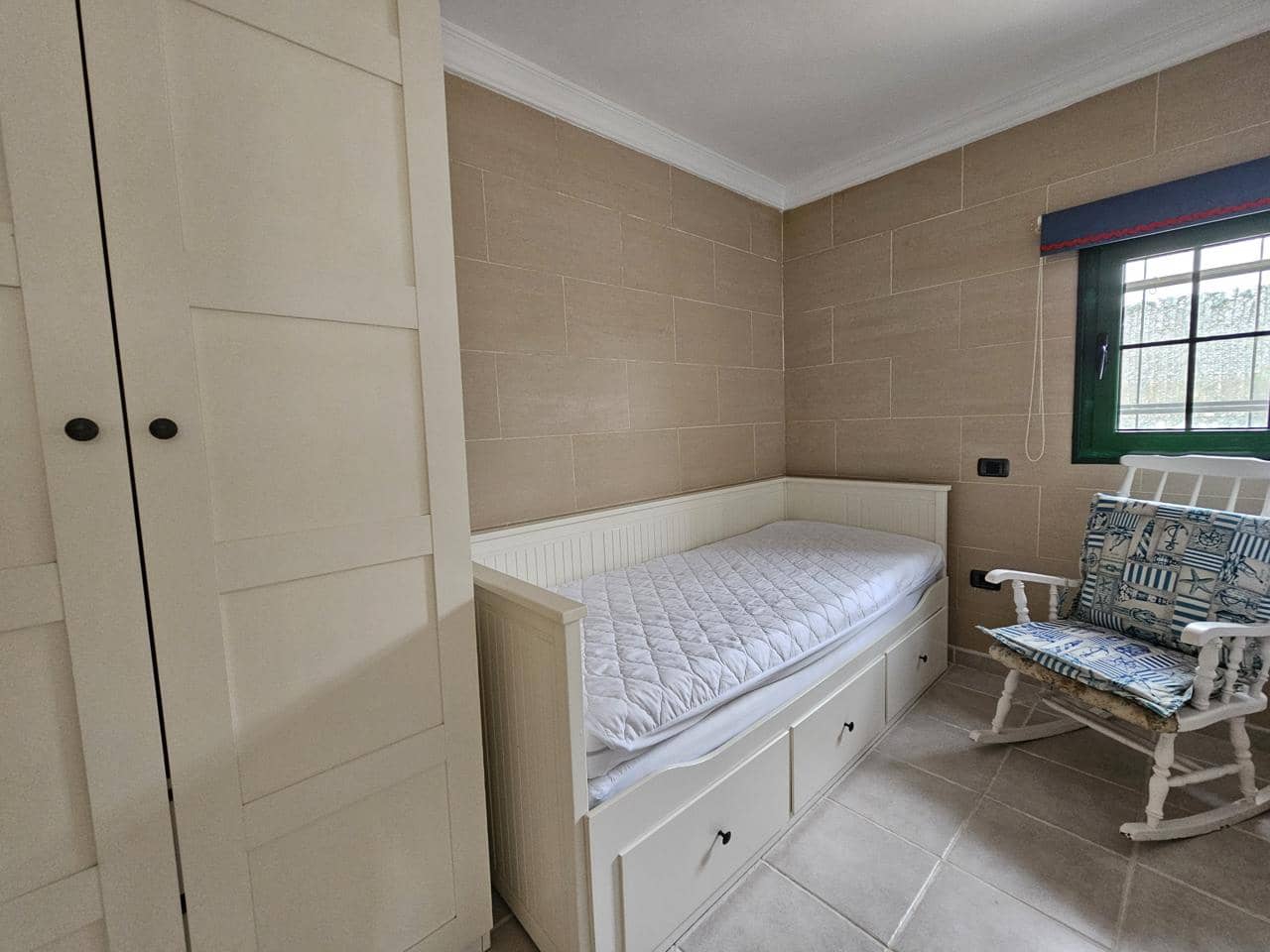 2 bedroom Flat for rent in Sonneland with pool garage - € 1,250 (Ref: 8971206)