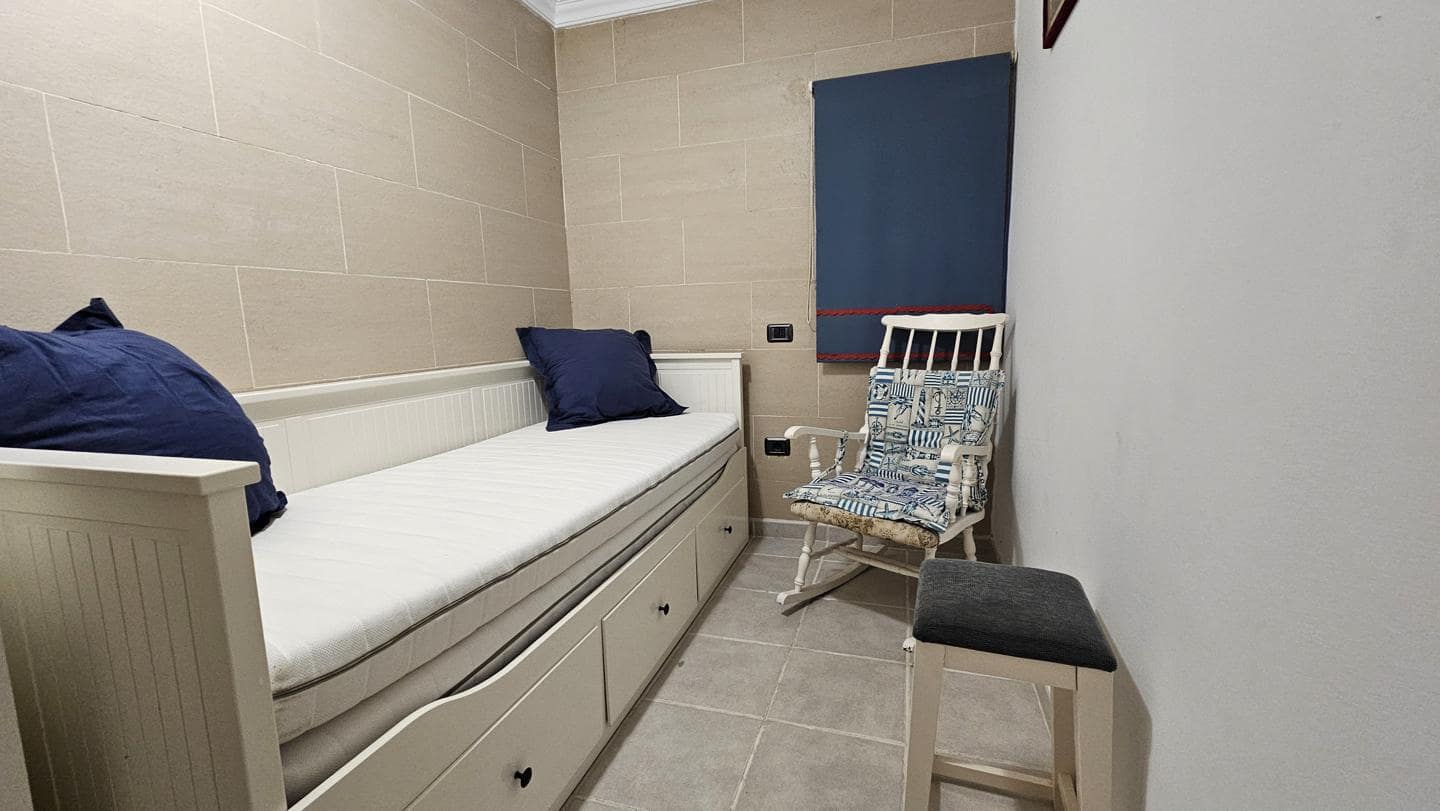 2 bedroom Flat for rent in Sonneland with pool garage - € 1,250 (Ref: 8971206)