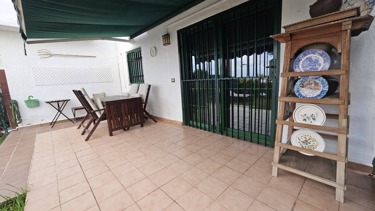 2 bedroom Flat for rent in Sonneland with pool garage - € 1,250 (Ref: 8971206)