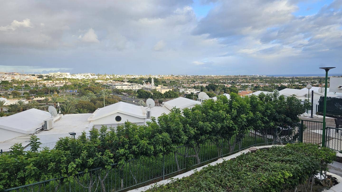 2 bedroom Flat for rent in Sonneland with pool garage - € 1,250 (Ref: 8971206)