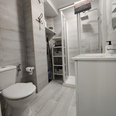 Leilighet til leie i Santa Catalina - Canteras, Las Palmas de Gran Canaria - € 850 (Ref: 8973560)