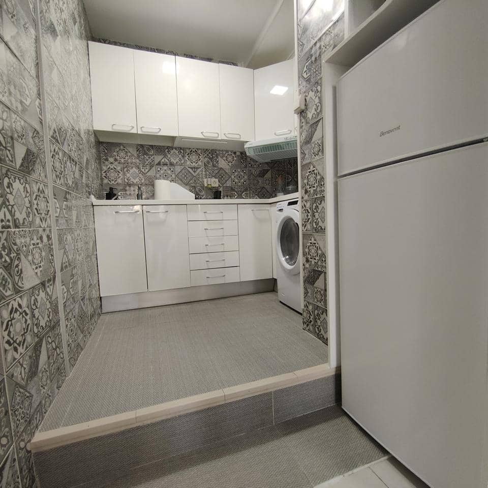 Leilighet til leie i Las Palmas de Gran Canaria - € 850 (Ref: 8973560)