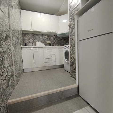 Leilighet til leie i Santa Catalina - Canteras, Las Palmas de Gran Canaria - € 850 (Ref: 8973560)