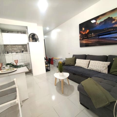 Leilighet til leie i Santa Catalina - Canteras, Las Palmas de Gran Canaria - € 850 (Ref: 8973560)