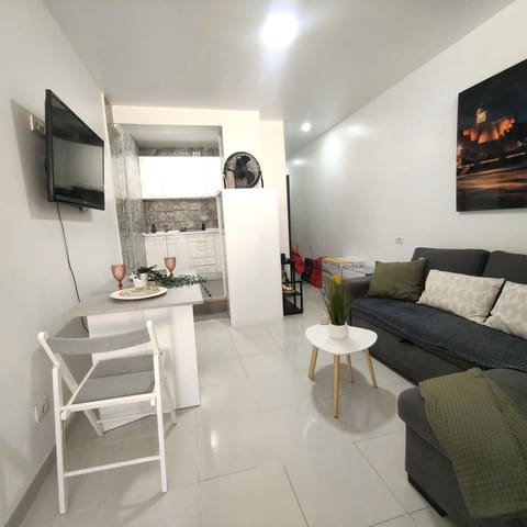 Leilighet til leie i Santa Catalina - Canteras, Las Palmas de Gran Canaria - € 850 (Ref: 8973560)