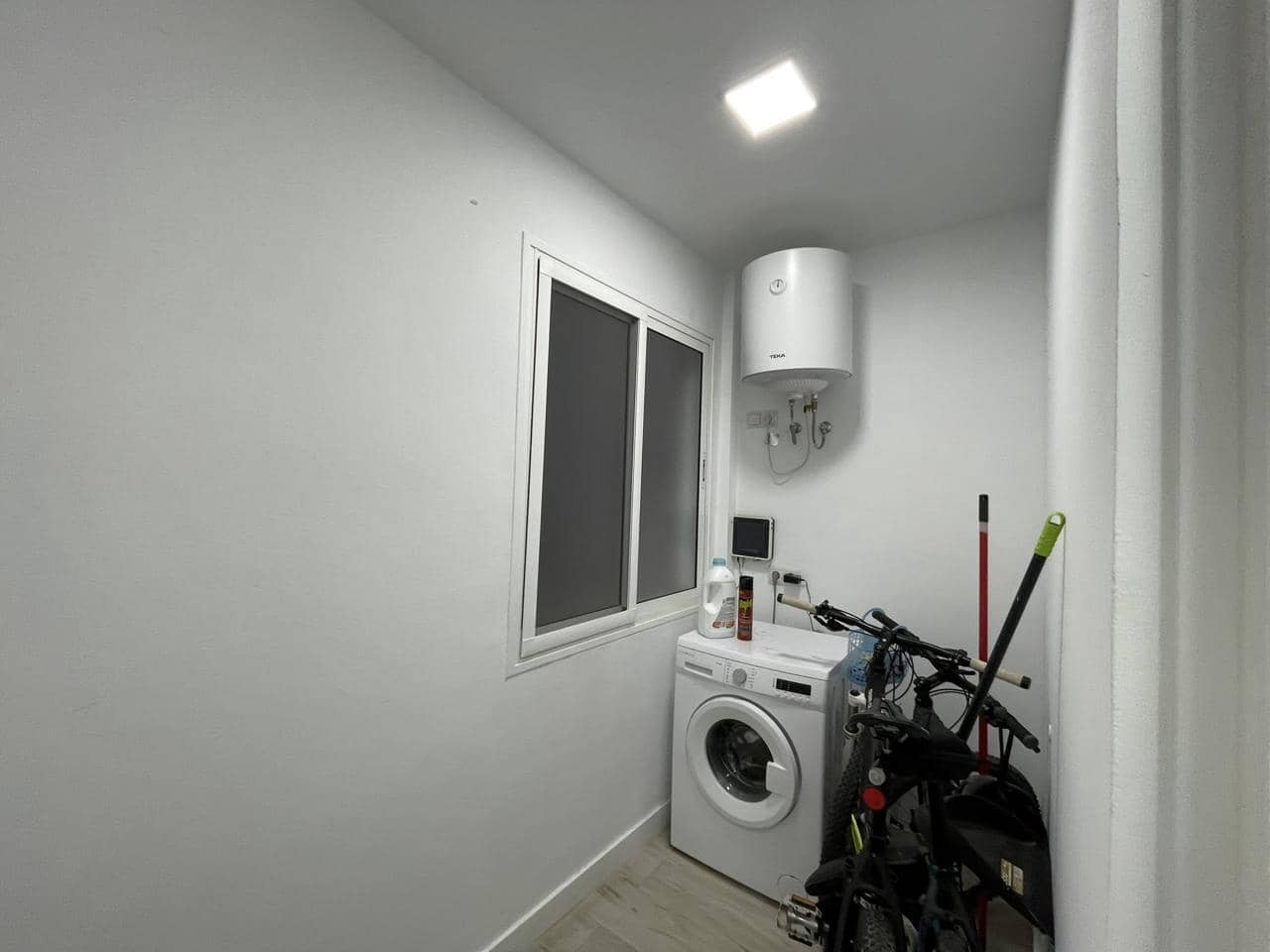 2 soveværelse Lejlighed til leje i Las Palmas de Gran Canaria - € 2.100 (Ref: 8981711)