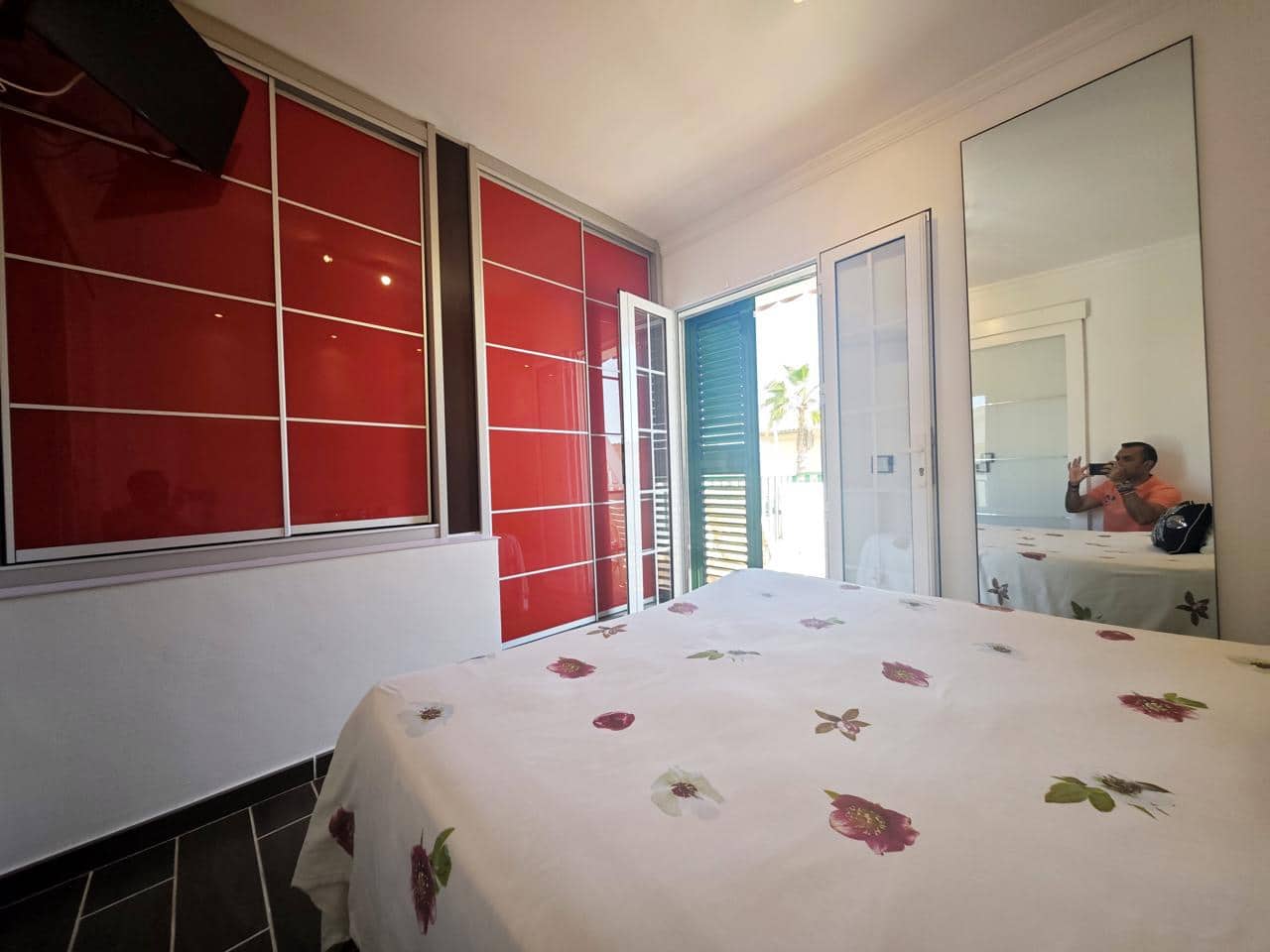 1 quarto Apartamento para arrendar em Sonneland com piscina - 1 300 € (Ref: 8981813)