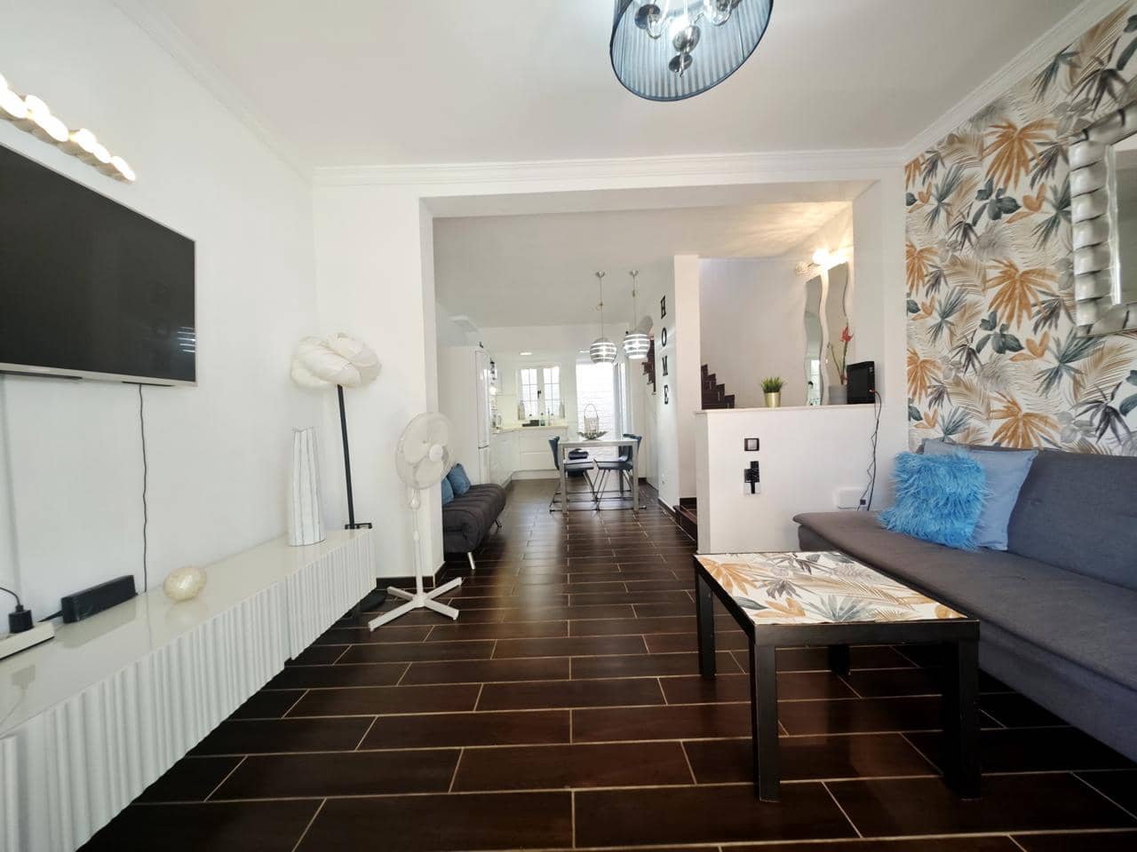 1 quarto Apartamento para arrendar em Sonneland com piscina - 1 300 € (Ref: 8981813)