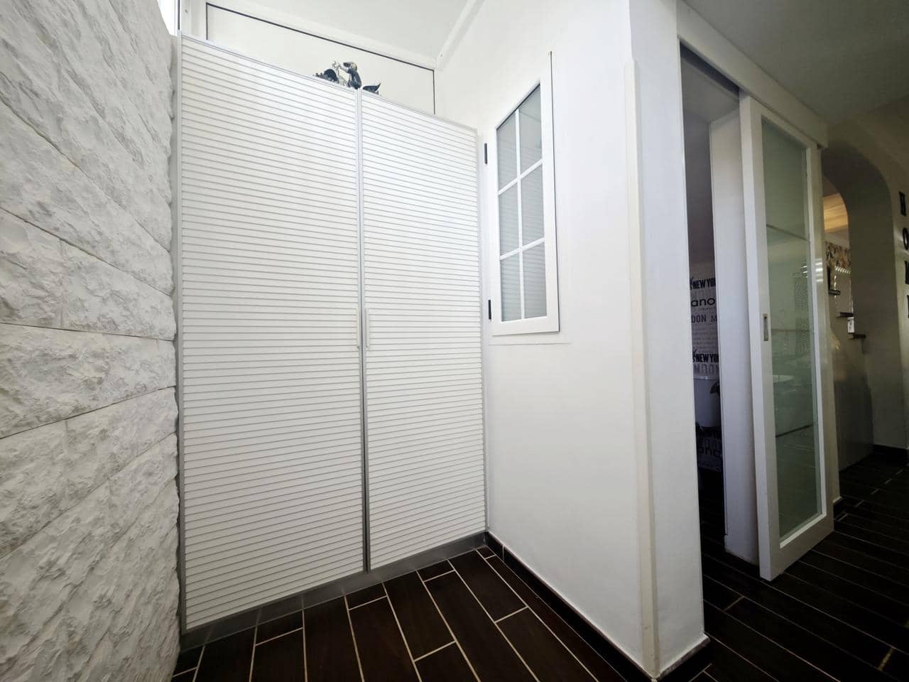 1 quarto Apartamento para arrendar em Sonneland com piscina - 1 300 € (Ref: 8981813)