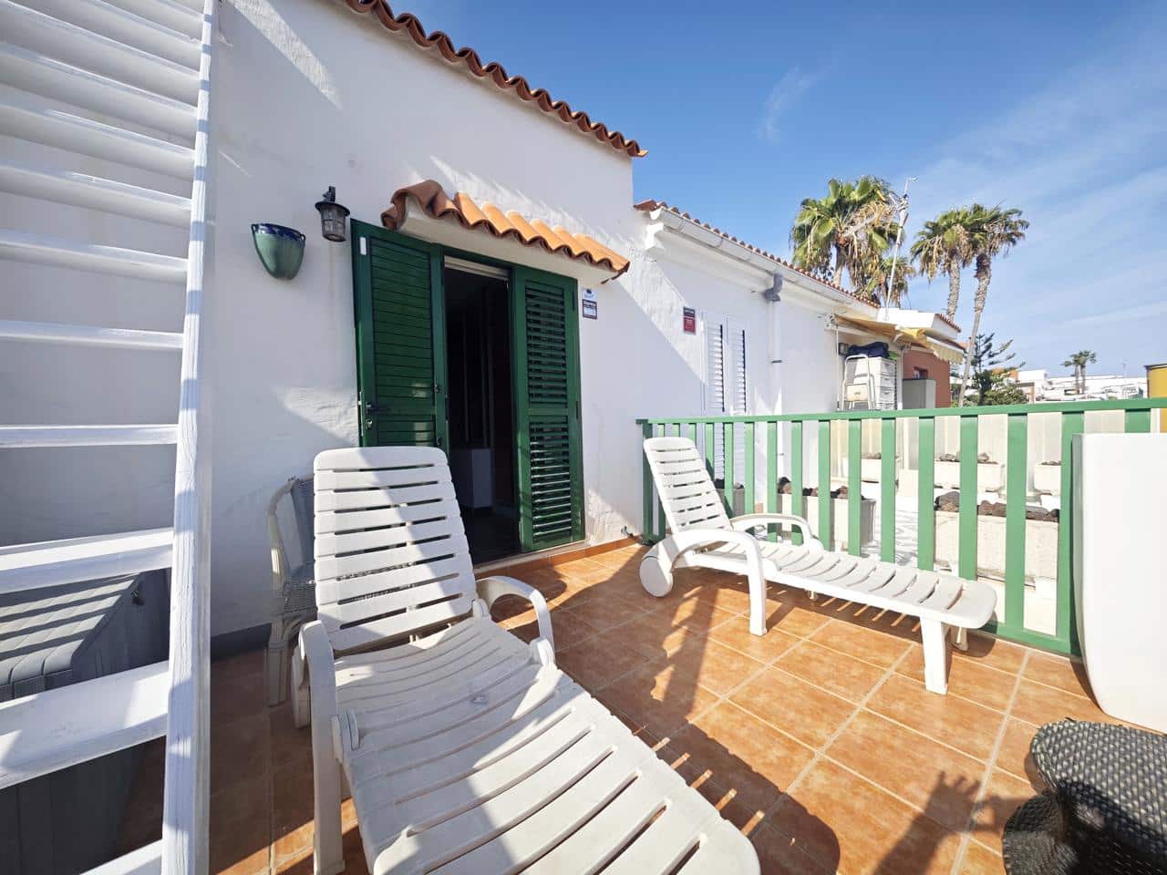 1 quarto Apartamento para arrendar em Sonneland com piscina - 1 300 € (Ref: 8981813)