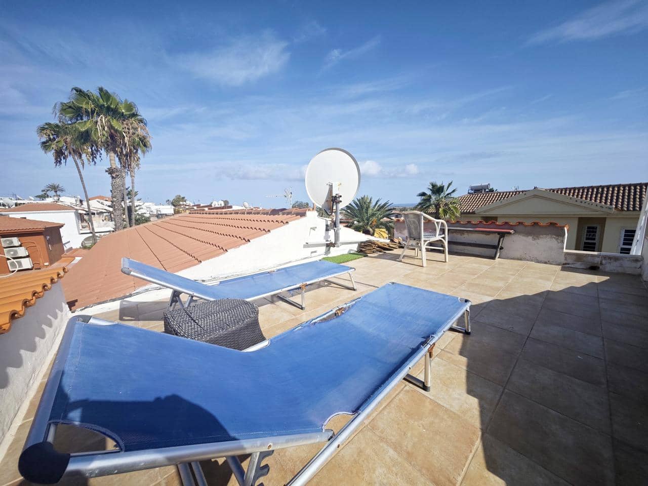 1 quarto Apartamento para arrendar em Sonneland com piscina - 1 300 € (Ref: 8981813)