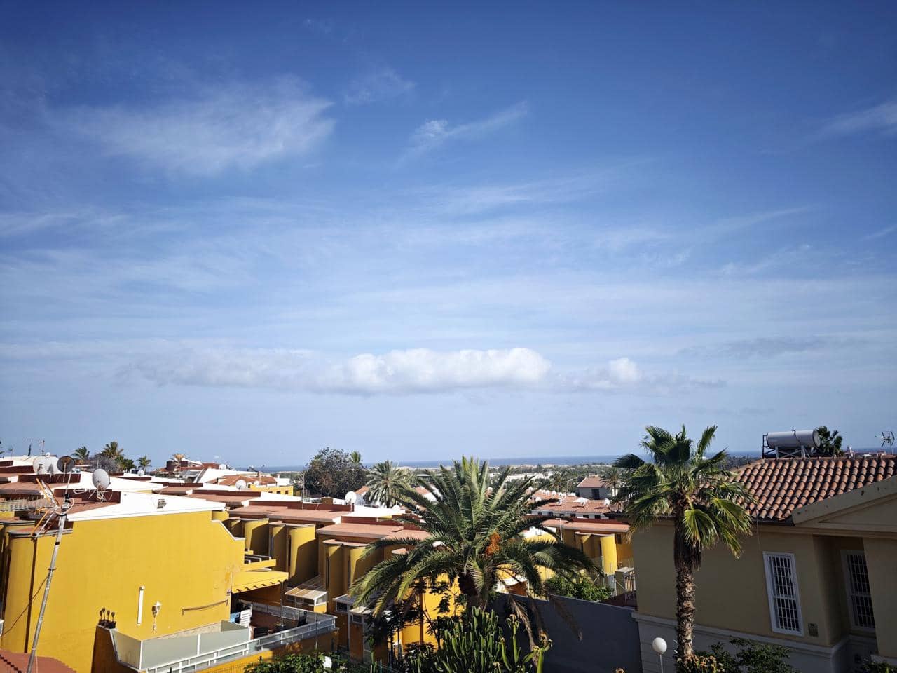 1 quarto Apartamento para arrendar em Sonneland com piscina - 1 300 € (Ref: 8981813)