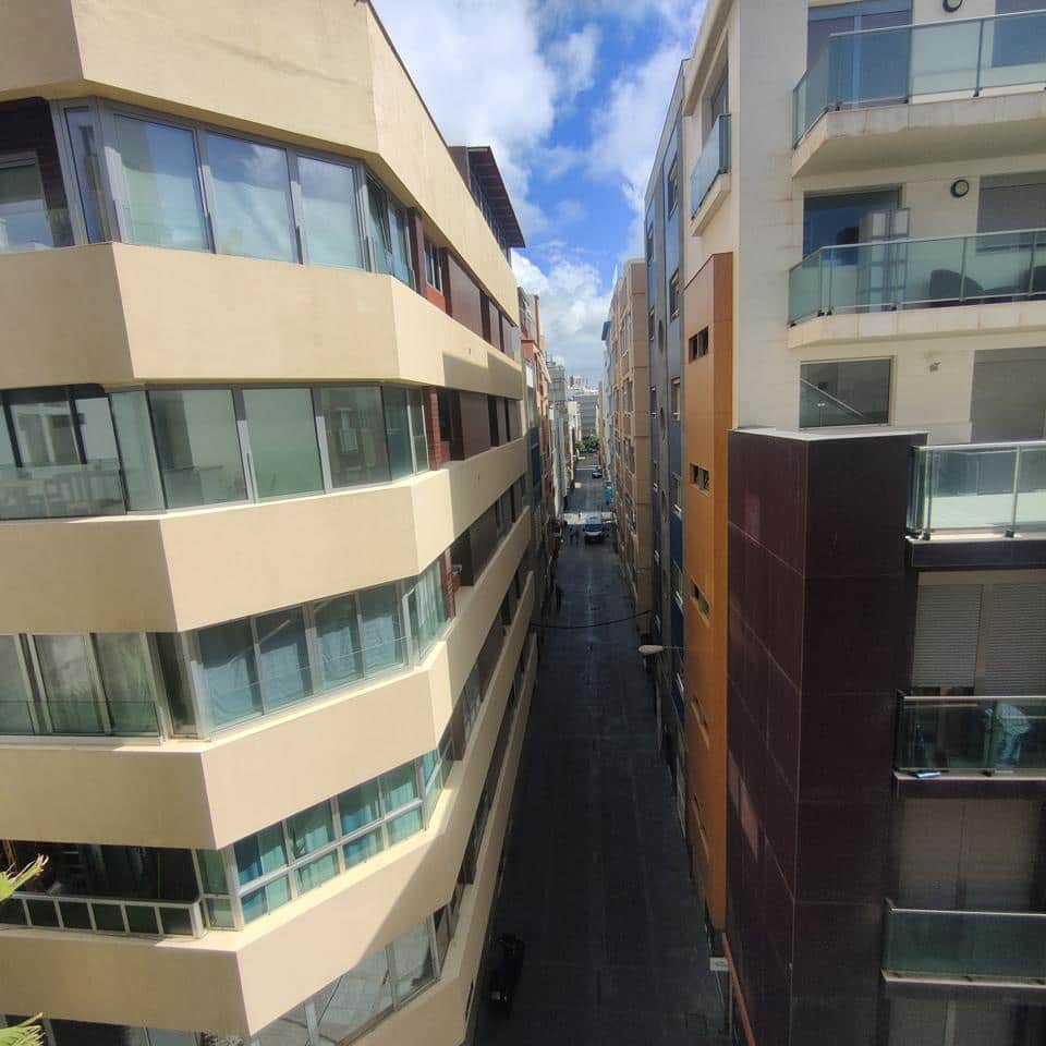 2 bedroom Flat for rent in Las Palmas de Gran Canaria - € 1,500 (Ref: 8992890)